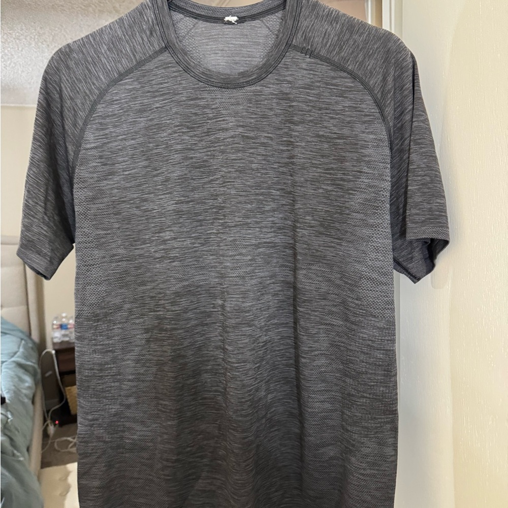 Metal Vent Tech Short-Sleeve Shirt